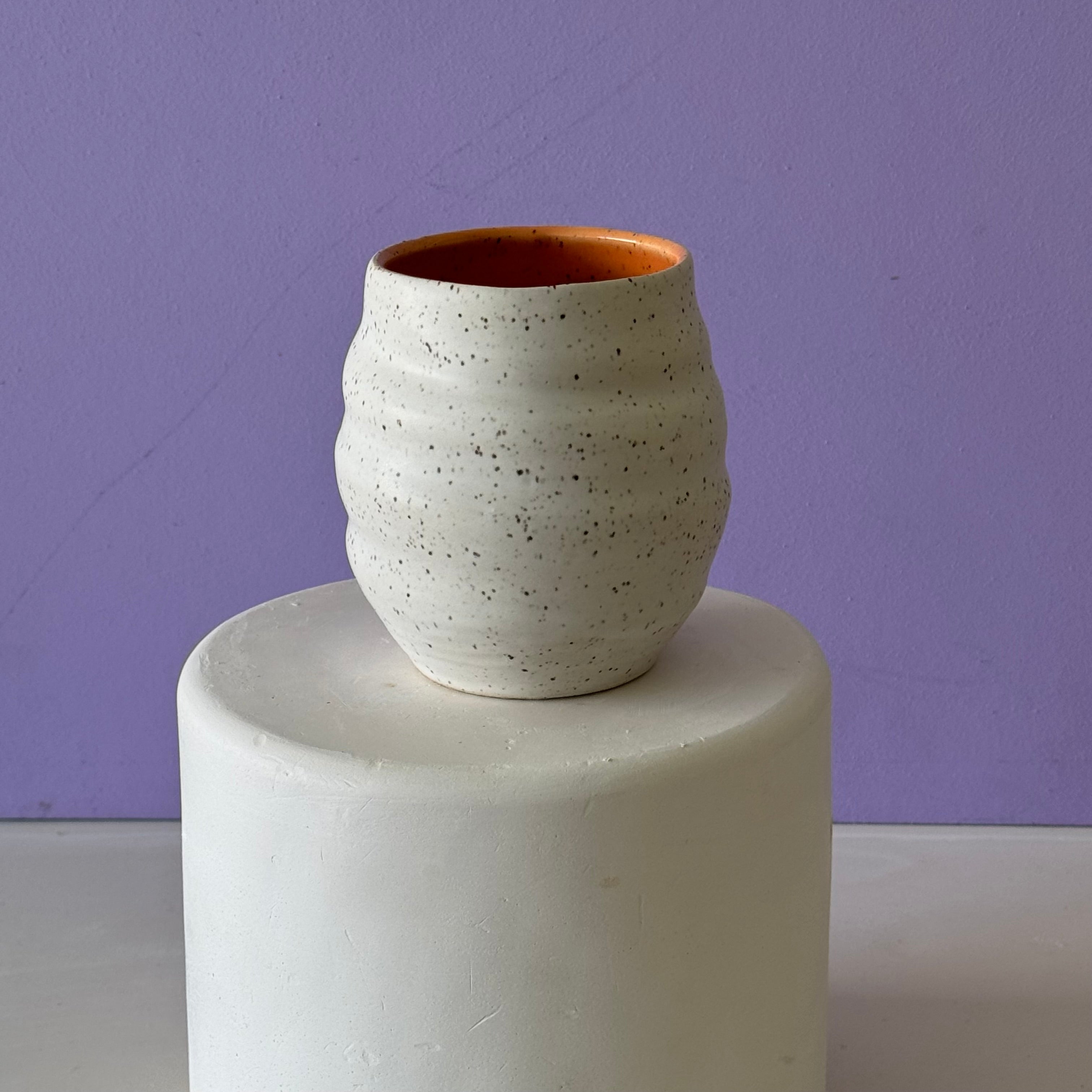swirly orange cup