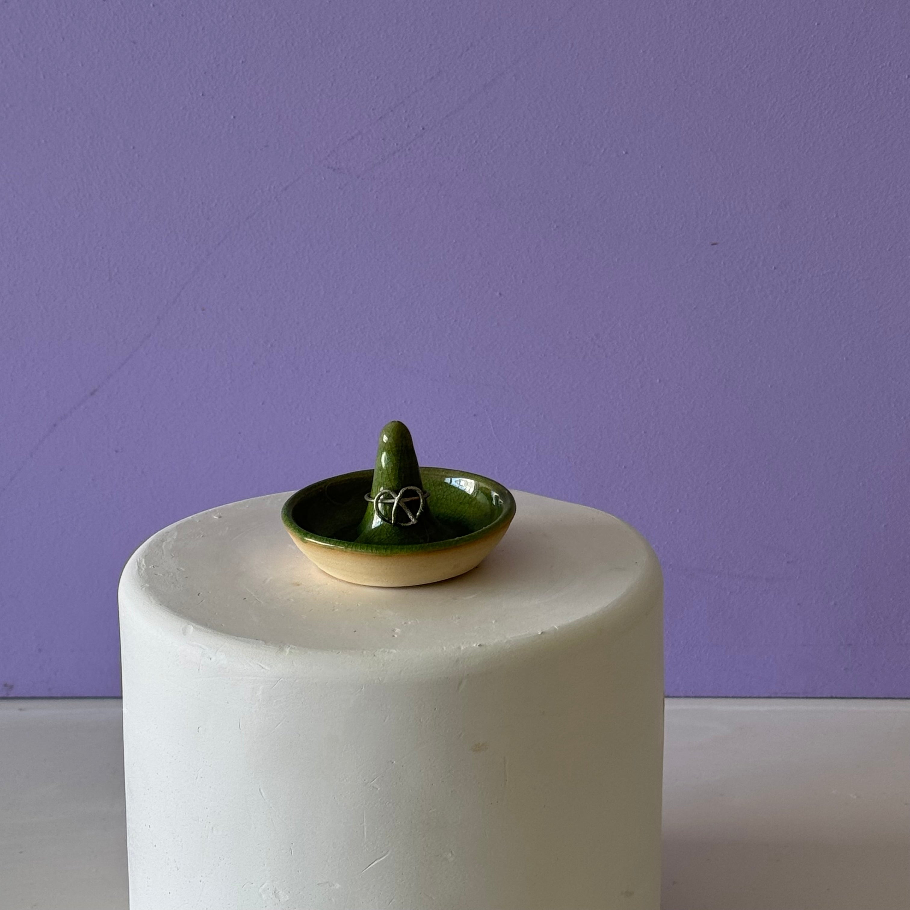 crackled emerald ring dish