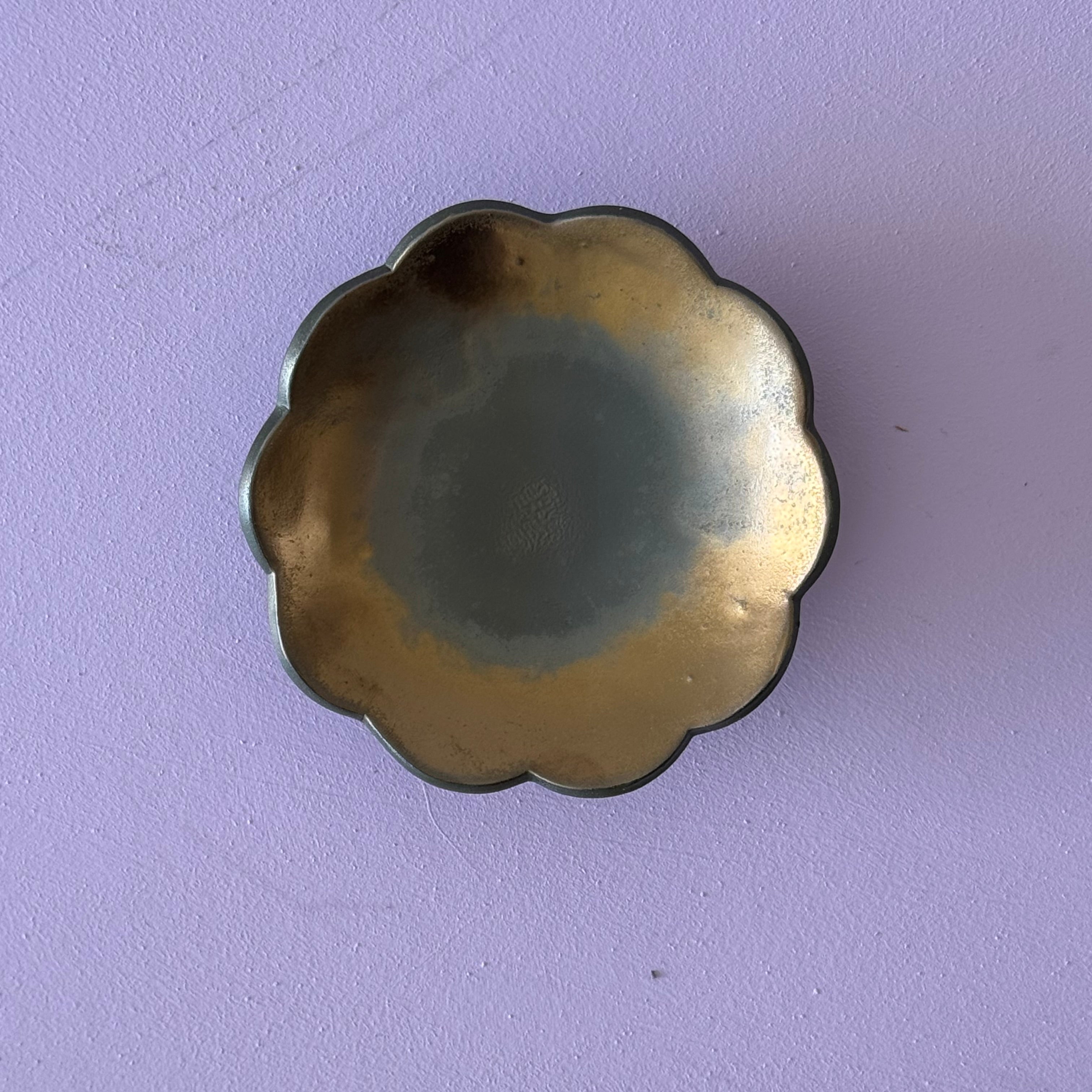 gold/pewter trinket dish